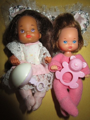 B2494 zwei originale barbie - originale,