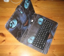 Tablet Hülle mit Tastatur USB / Design Katze