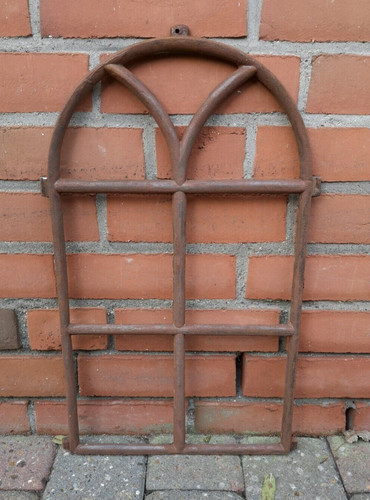 Altes gusseisen fenster mit - gusseisen,