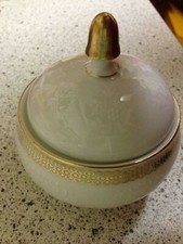 Edle Zuckerdose mit Deckel