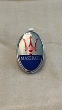 "Neu" New " Maserati Emblem / Logo Dreizack Tridente oval vorne 670106516 