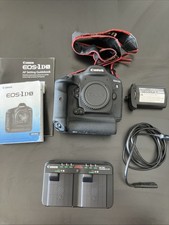 Canon EOS-1DX  Body / Gehäuse mit Zubehörpaket (Akku, Ladegerät, Speicherkarte)