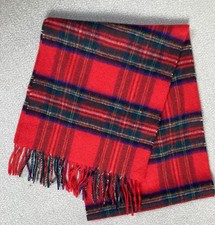 Schal Balmoral Royal Stewart Schottenmuster 60 % Kaschmir 40% Schurwolle