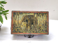 Antike Bären Elefanten