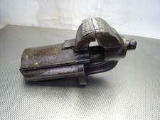Alter Massiver  Schraubstock