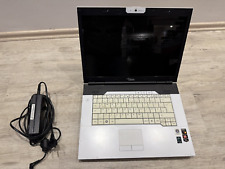 Notebook PA3553 MS2242 AMD Turion 64 X2 2,1 GHz 2 GB RAM GeForce 8400M 320 GB HD