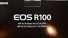 Canon EOS R100 Systemkamera + 18-45mm und 55-210mm Vorführgerät - 0 Auslösungen