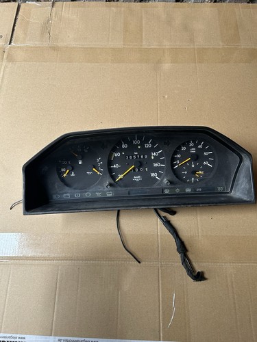 Mercedes benz w124 - mercedes-benz, tacho