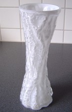 Vintage Ingrid Glas Vase Überfangvase weiß-transparent 26cm 60er-70er Borkenglas