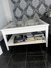 Weißer Couchtisch Stauraum