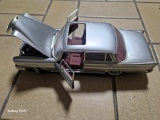 MERCEDES BENZ  220 SE / REVELL  IN OVP /  1:18 Modell 