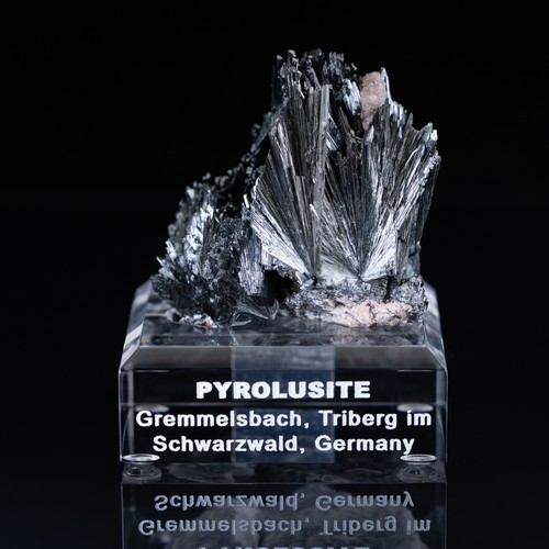 Pyrolusit gremmelsbach - 💎,