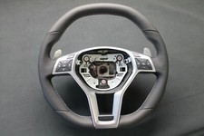 LENKRAD AMG E63 Biturbo W212 C63 W204 CLS63 W218 SLK55 R172 Cla45 NEUBEZIEHEN