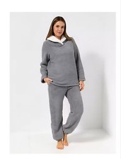 Mont Chalet Hausanzug