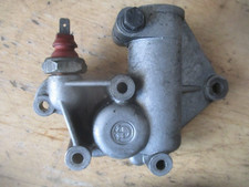 BMW E10 E21 E12 Zündverteiler Halter Deckel Motor Zylinderkopf 