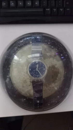 Swatch gent coming - "it's, coming"