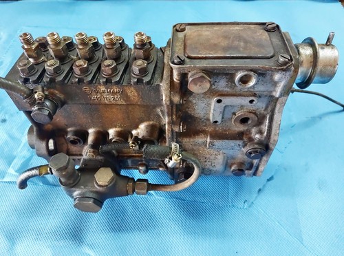 Mercedes w115 einspritzpume - mercedes,