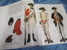 Uniformen und Rüstungen 