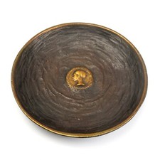 Massive Bronze Schale