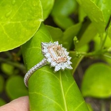 1,83 Ctw Smaragd IGI