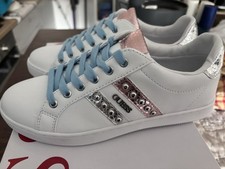 Guess sneaker mit nietenbesatz - guess,