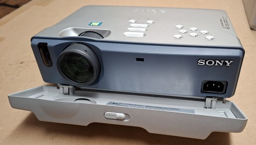 Sony vpl cs2 lcd - sony, vpl-cs2