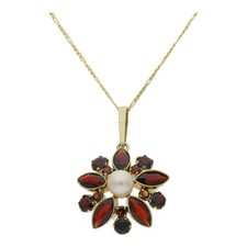 Lieblicher Granatanhänger