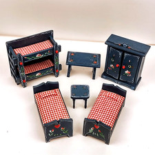Dora Kuhn 2 Beds Small and