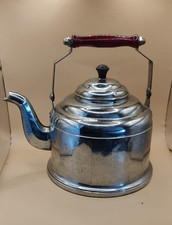 Alter Vintage Wasserkessel