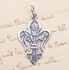 Fleur-de-Lys Host and Chalice