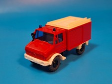Wiking 1:87 / H0 Mercedes-​Benz Unimog AHK Tanklöschfahrzeug Feuerwehr