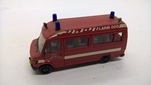 Herpa mercedes 207 - 207, bus