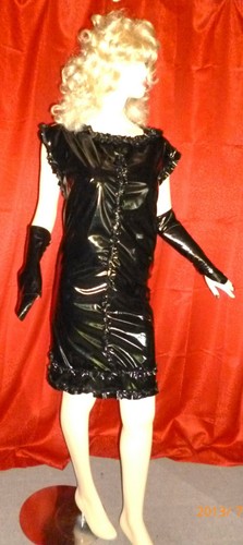 Lackkleid kurz viele rüschen - lackkleid,