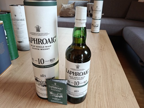 Laphroaig jahre cask - 10,