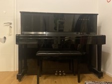 Yamaha Klavier, schwarz, gestimmt & überholt