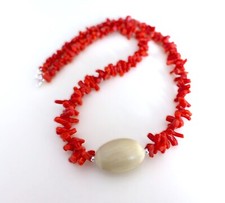 45 cm Bambuskoralle Kette   mit  Horn perlen 20x 28   mm -Silber ( SR-21  )