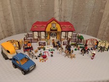 Playmobil Country Reiterhof, Reitstall,  5221 Mega Set Hänger  Auto 5223 Kutsche