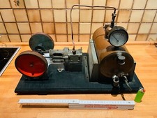 Sehr große schwere liegende