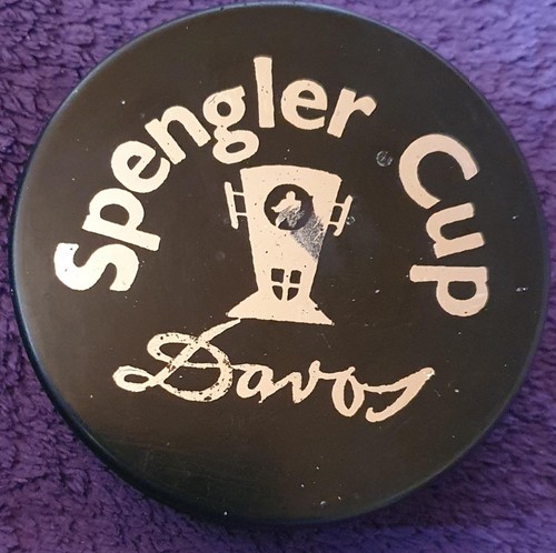 Eishockey puck spengler cup - eishockey,