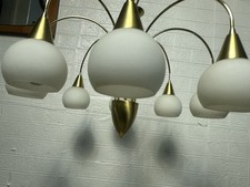 achtflammiger Kronleuchter Messing und Glasschirm Honsel Leuchten 70er Lüster