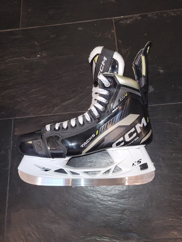 Ccm tracks schlittschuhe - as-v,