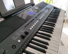 Yamaha PSR E 433 Musik Keyboard Top Zustand, inkl Zubehör