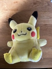 Pikachu Stofftier /