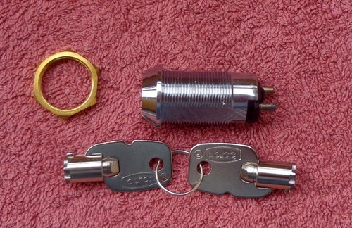 Rundschloß pins - pins,