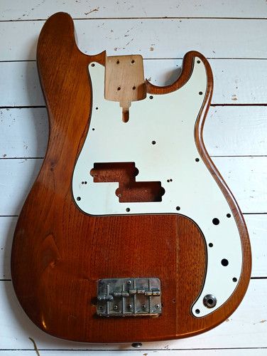 Bass body melody - p-bass-body, melody/italy