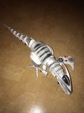 Ferngesteuerter dinosaurier - ferngesteuerter,