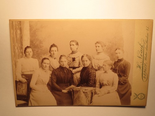 Gruppe frauen buch - gruppe, 9