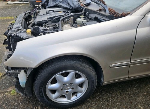 Mercedes w203 kotflügel - mercedes, vorne