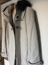 Sehr Schöne / Schicke Winterjacke /Winter-Kurzmantel von Orsay Gr. 44 