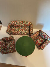 für Puppenstube: 1 Patscheider Garnitur, bestehend aus Sofa, 2 Sessel